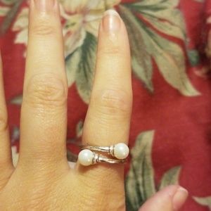 Old Navy Pearl bypass ring